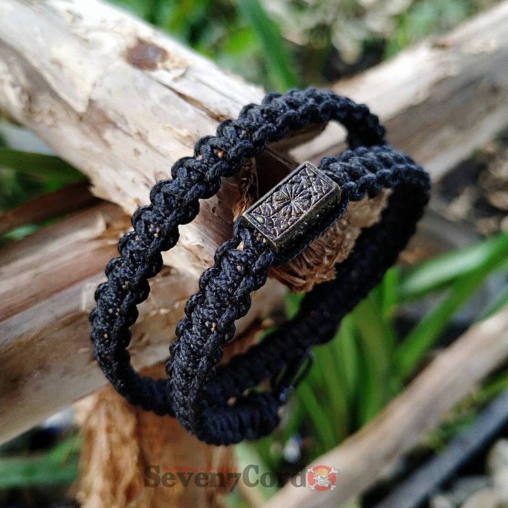 

Paracord | Lanyard | LotusX