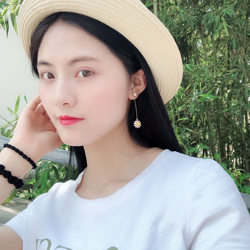 (YUZHU) Bayar Di Tempat Korea Simple Daisy Sun Flower Pendant Earrings anting