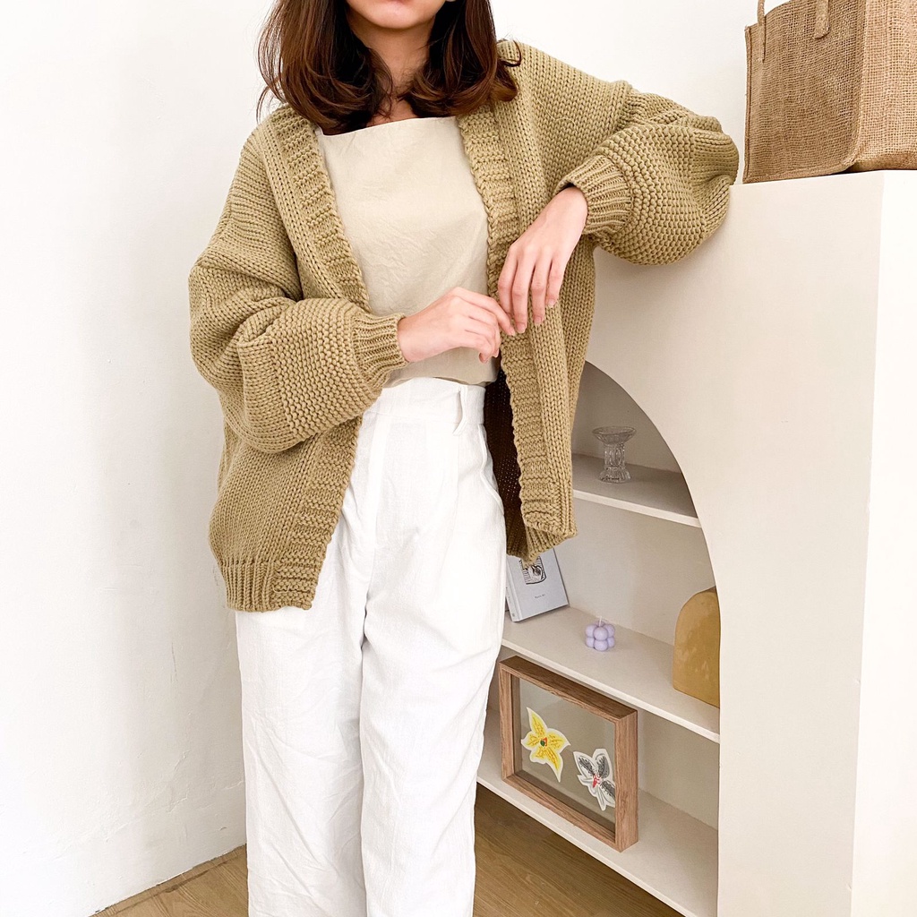 Vintage House Lucia Cron Cardi (Cardigan Rajut Wanita Korea)-Milo