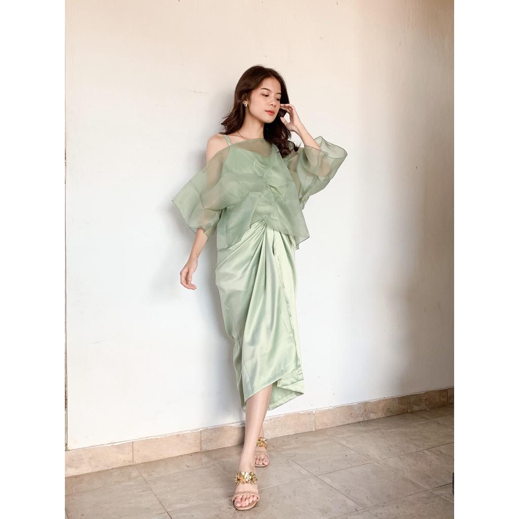 Hyuna Set by NAMELIS (Set Organza / Set Kondangan / Baju Pesta)-Matcha