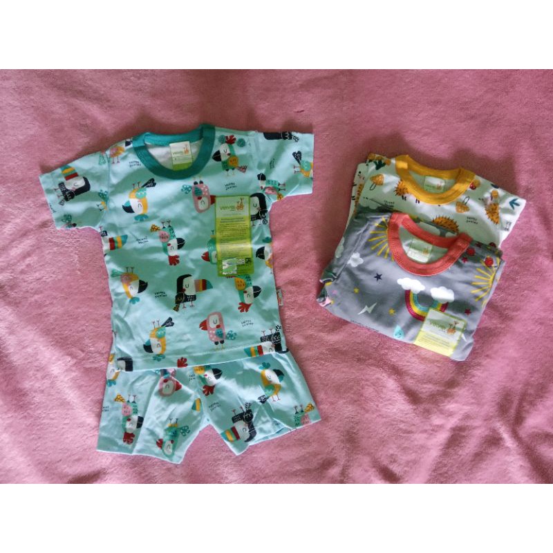 Velvet Junior Here Comes The Sun size M setelan pendek