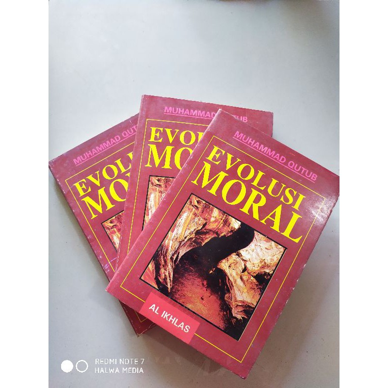 Evolusi Moral buku langka best seller original harga murah obral cuci gudang