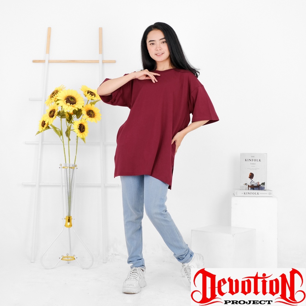 KAOS OVERSIZE WANITA SLIT LENGAN PENDEK BAHAN COTTON