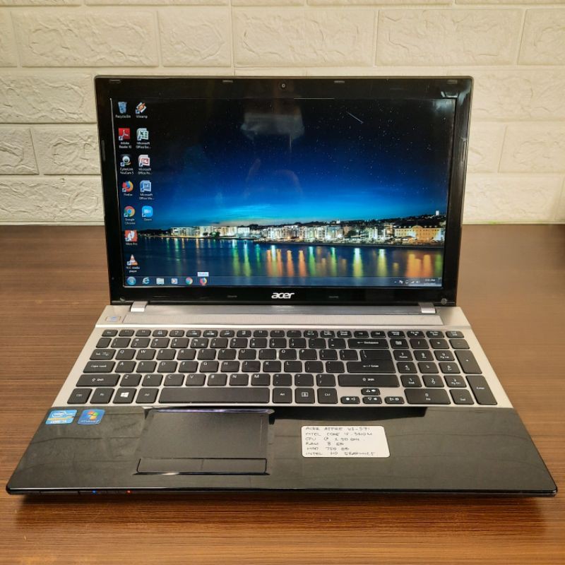 Acer Aspire v3-571 Core i5-3210M Ram 8 GB HDD 750 GB Layar 15 inch