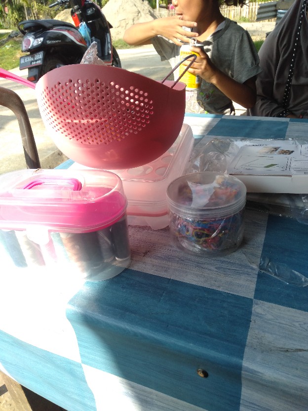 Jj Chen Tali Jemuran 10 Meter / Tali Serbaguna Aneka Warna / Tali Nylon Ayunan Anak Serbaguna 10m