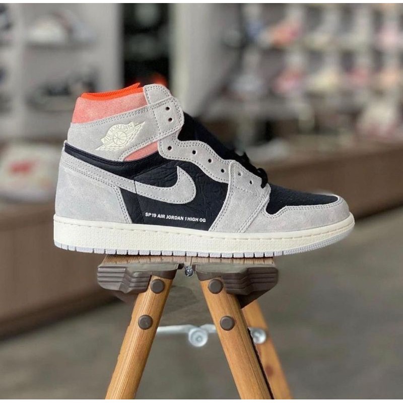 Sepatu Nike Air Jordan 1 SP 19 RETRO HIGH OG Hyper Crimson Grey