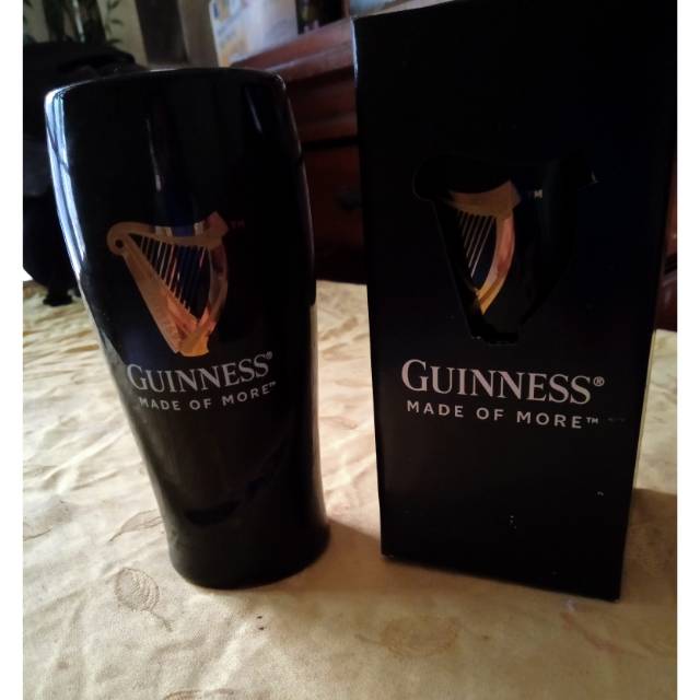 Gelas klasik Guinness