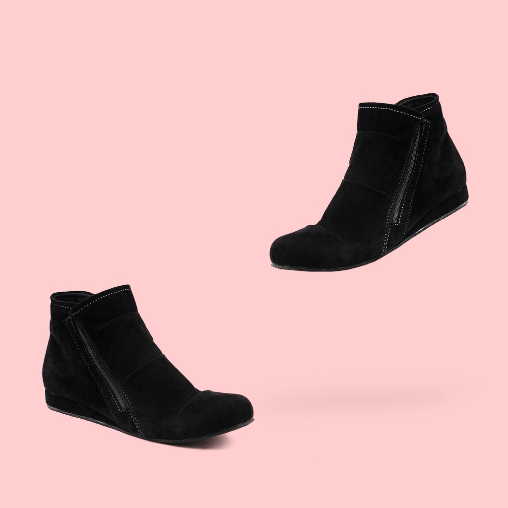 Misty Black | Sepatu Ringan Simpel Kasual Wanita Cewek Women Boots Footwear Ori | FORIND x Favshoes