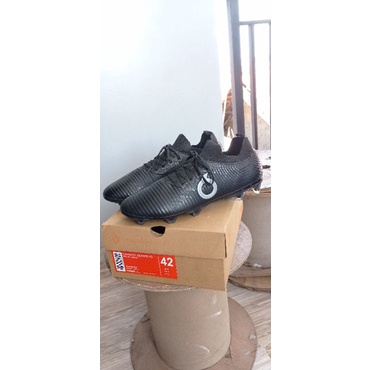 sepatu bola ortus catalyst quiver original