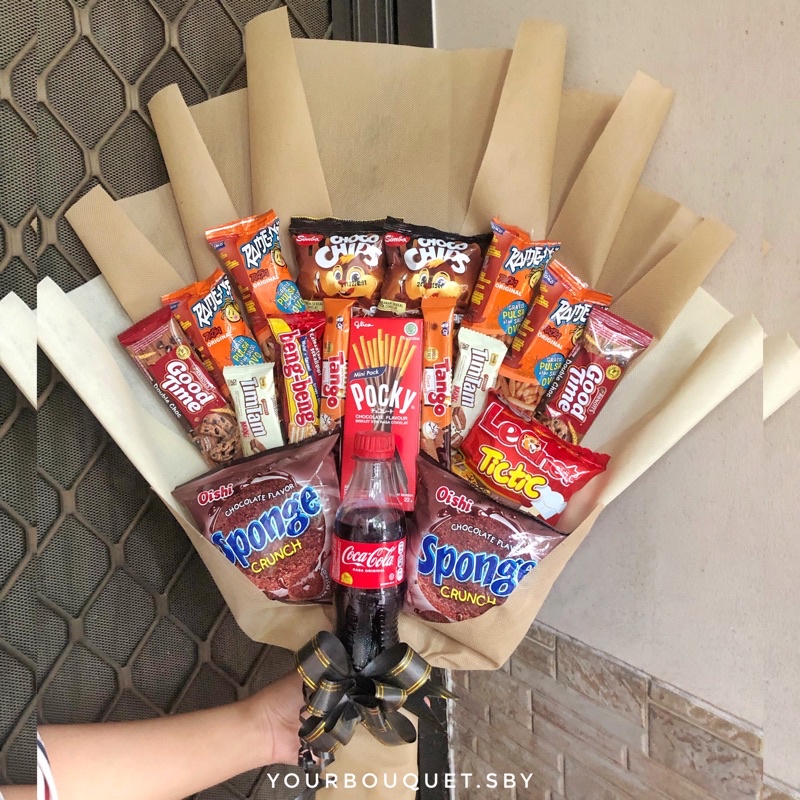 

BIG HANDBOUQUET SNACK [BUKET SNACK KADO WISUDA]