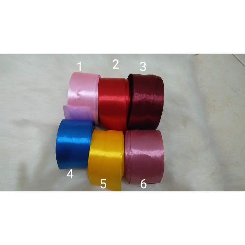 

pita satin 4cm