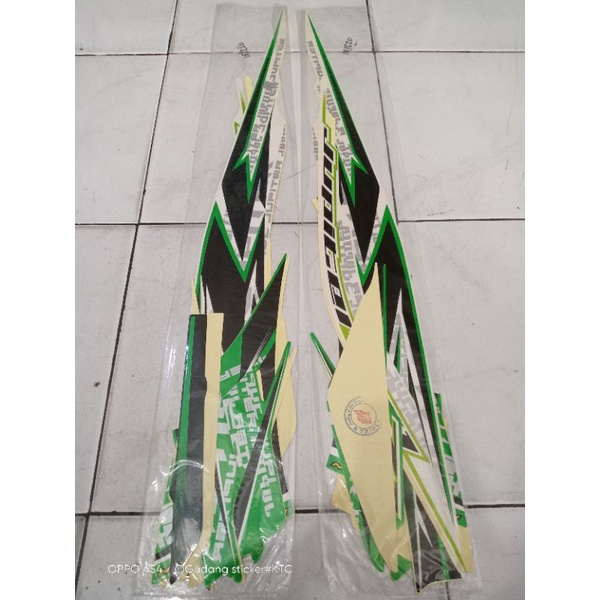 STRIPING STANDAR JUPITER Z1 TAHUN 2014 BODY PUTIH