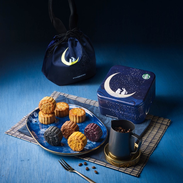 Singapore Starbucks Mooncake