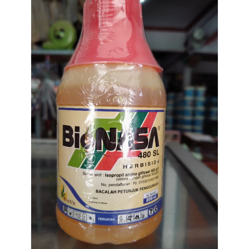 Bionasa 200 ml-obat pembasmi rumput ukuran 200 ml