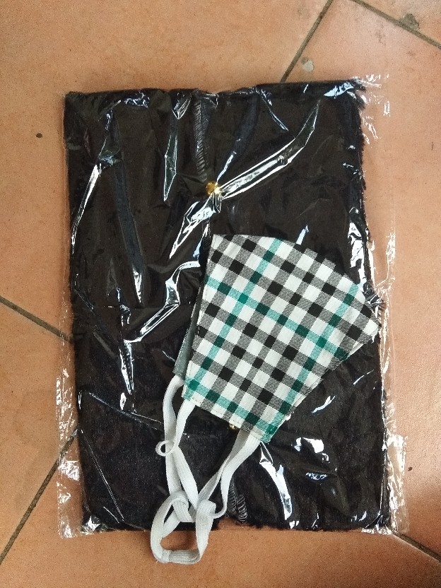 Masker Kain Premium  Motif / Bisa Digunakan Bolak-balik / Non Medis Earloop & Headloop