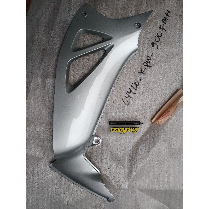 Cover body sayap dalam sayap dalem honda kirana 125 kirana125 original silver kanan