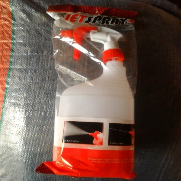 Botol Alat Semprotan 1 Liter Sprayer Semprot Air Mandi Burung Tanaman