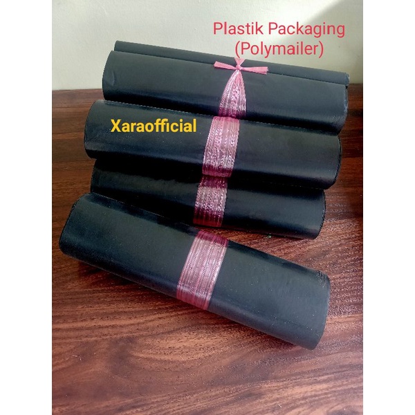 XOS - PLASTIK PACKING 20x40cm POLYMAILER HITAM KETEBALAN 0,45 / PLASTIK HD ANTI SOBEK