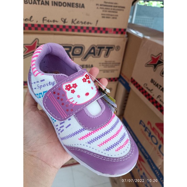 Sepatu anak TK SPORTY / Celena F09/10 Sepatu Pantofel Anak Hello Kitty Kilap Size 26-35 Hitam