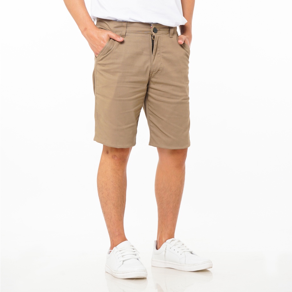 SANVANINA Celana Chino Pendek Slim Fit Khaki | Short Chino Khaki EA-026C