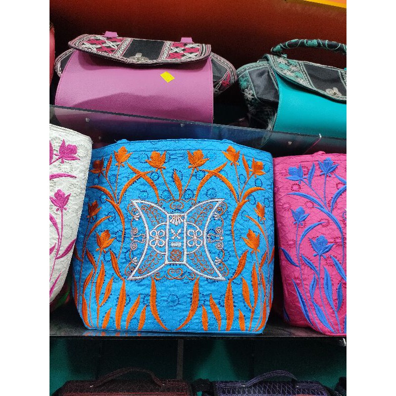 TAS KAIN BORDIR KHAS ACEH BESAR/MOTIF BUNGA TULIP