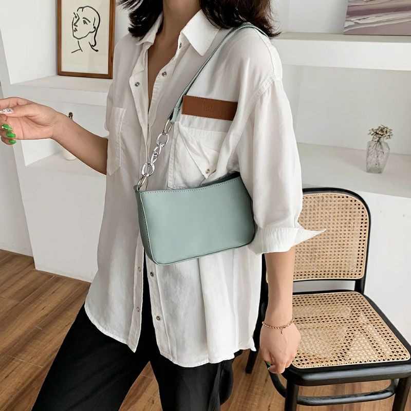 dem_sare / DS1055 DELA Tas Selempang Rantai Tas Wanita Selempang &amp; Bahu Wanita sling bag Tas Selempang Wanita Fashion Wanita