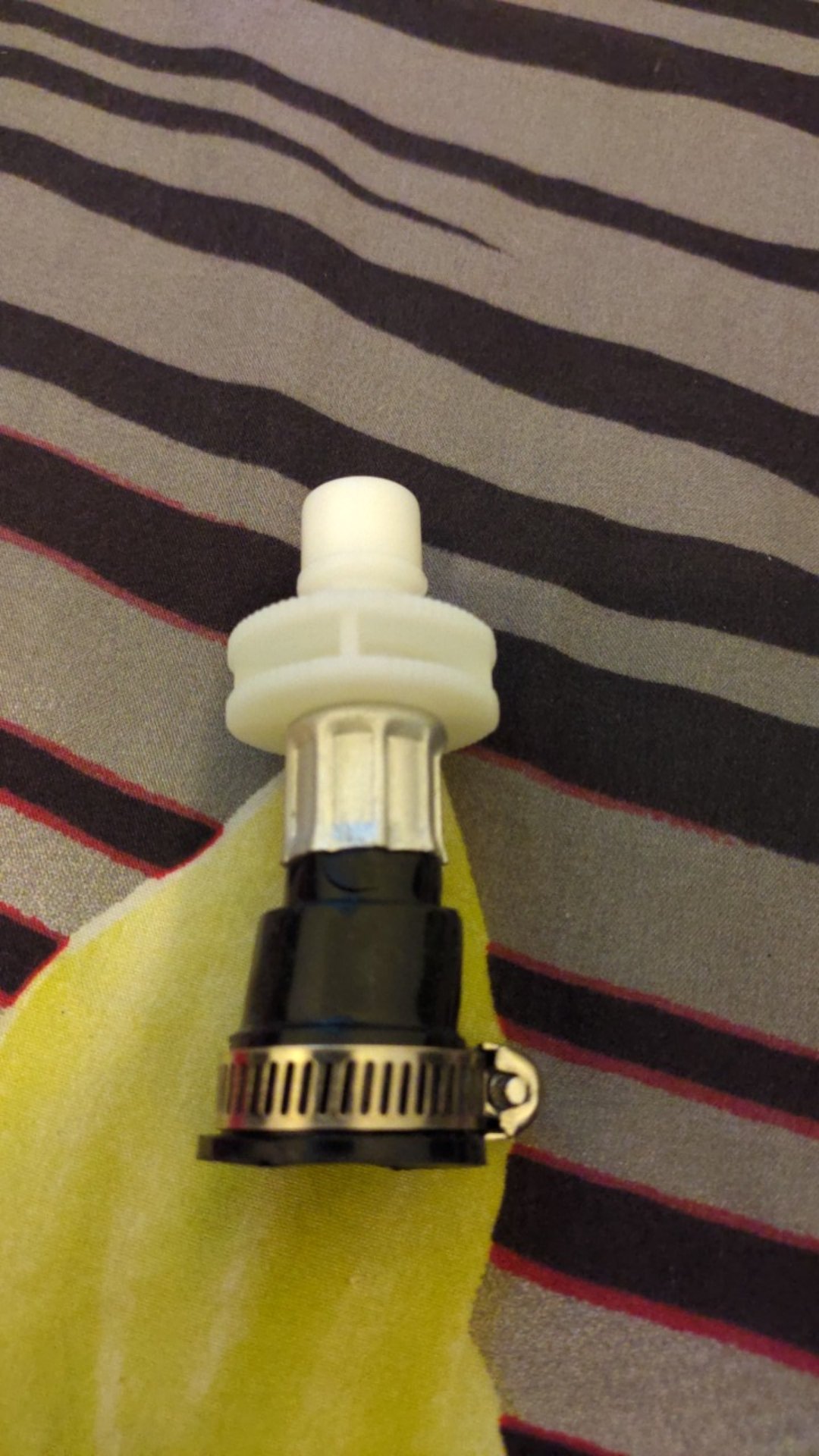 Sambungan Keran Selang Mesin Cuci Universal