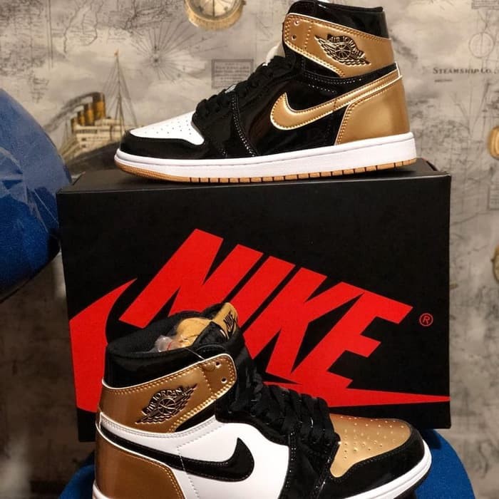 gold tip jordan 1