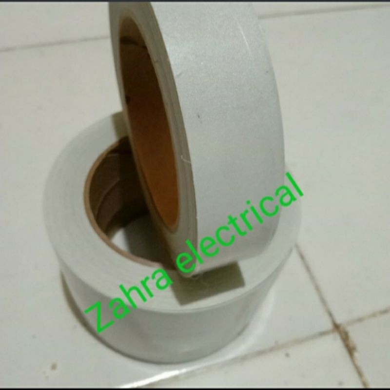 

Reflektive Tape 3M/Schotlite Silver 3M 610 1"x12M