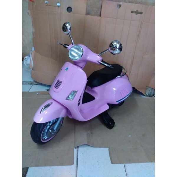 motor mainan aki anak vespa