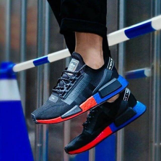 ADIDAS NMD V2 TRI Colour