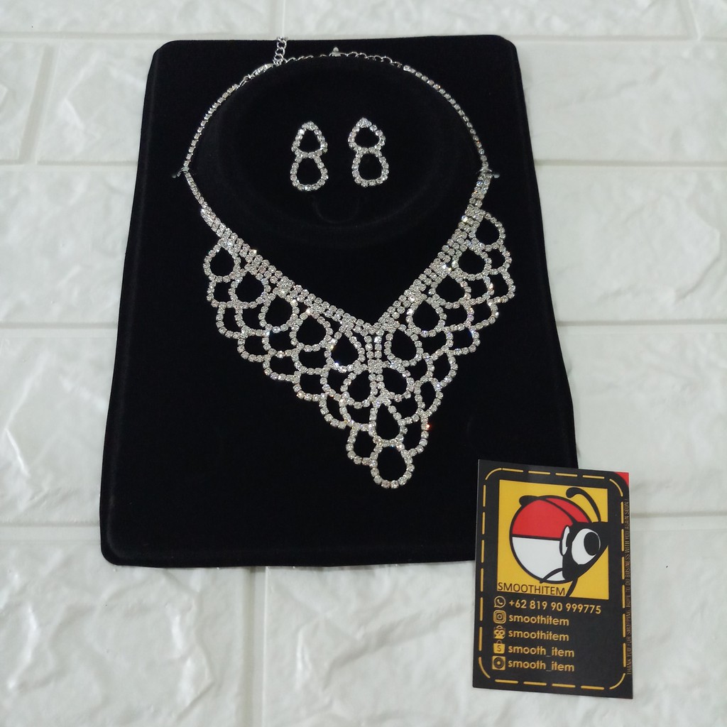 KALUNG ANTING EMAS PUTIH KALUNG MEWAH SET PERHIASAN EMAS PUTIH