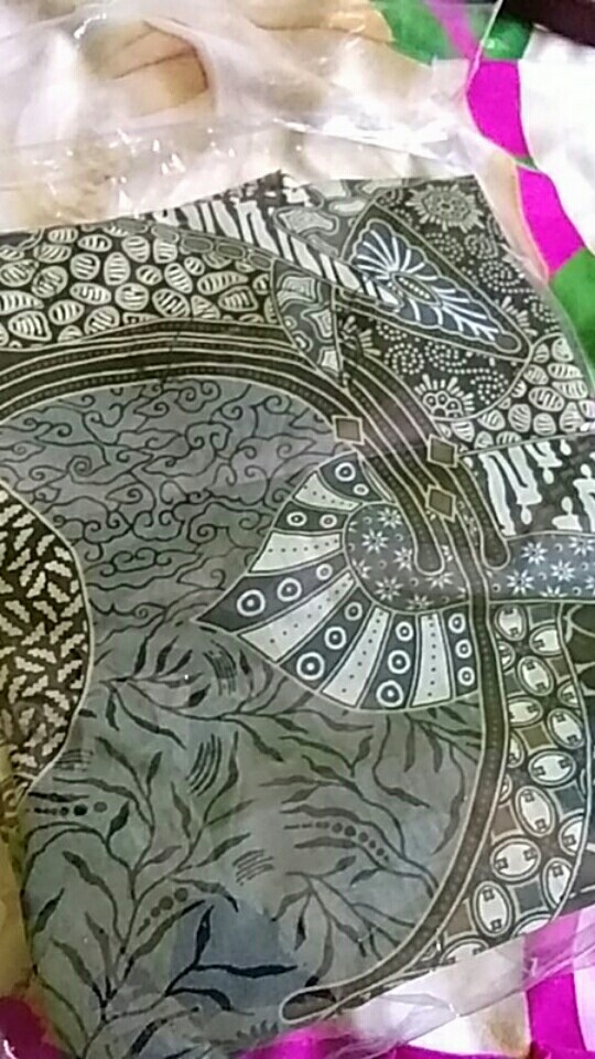 Kemeja Batik Slimfit Couple Ayah Anak Warna Abu Coklat Lengan Panjang