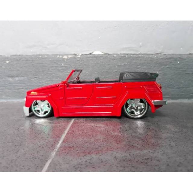 Diecast / Miniatur Mobil Jada 1973 Volkswagen / VW Thing - Safari - Camat JadaToys Skala 24