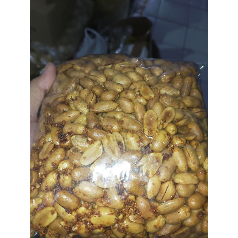 

Kacang Bawang Extra Rempah Yg Meresap Renyah Nikmat Kemasan 500 Gram