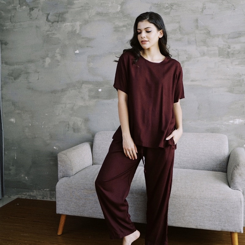 Domingo Set in Wine for Women
