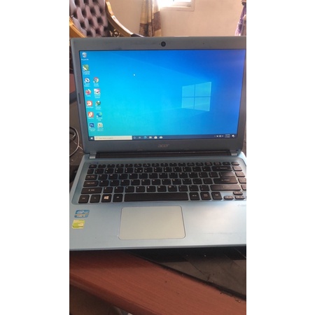 Laptop Acer Aspire V5 471g i3