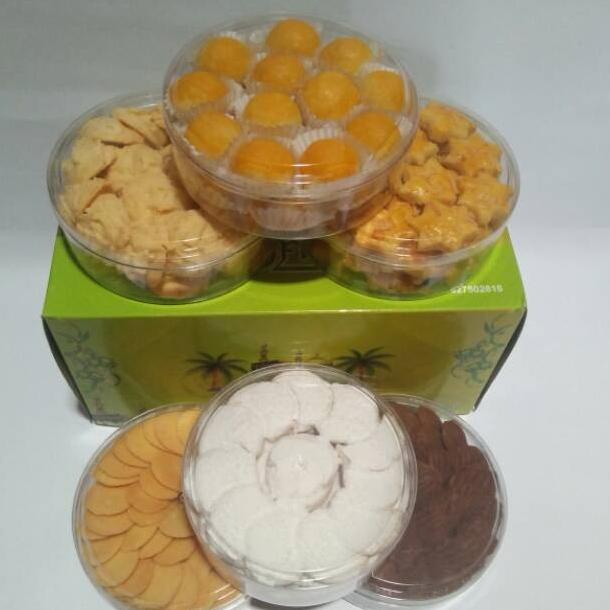 

A KERING BAKERY NONI KUE PAKET LEBARAN XCD521XS