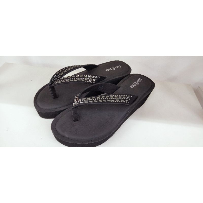 Sandal Wanita Jepit Hak Bata Original