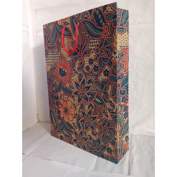 

Paper bag batik ukuran 22×32
