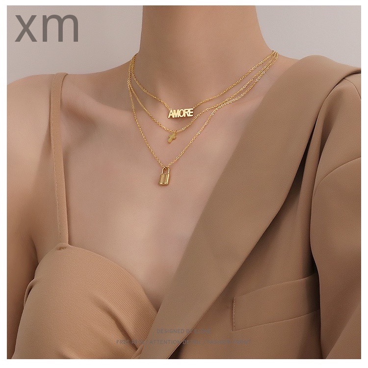 Kalung Rantai Klavikula Titanium Steel 18K Rose Gold Tiga Lapis Dengan Liontin Rumbai Untuk Wanita