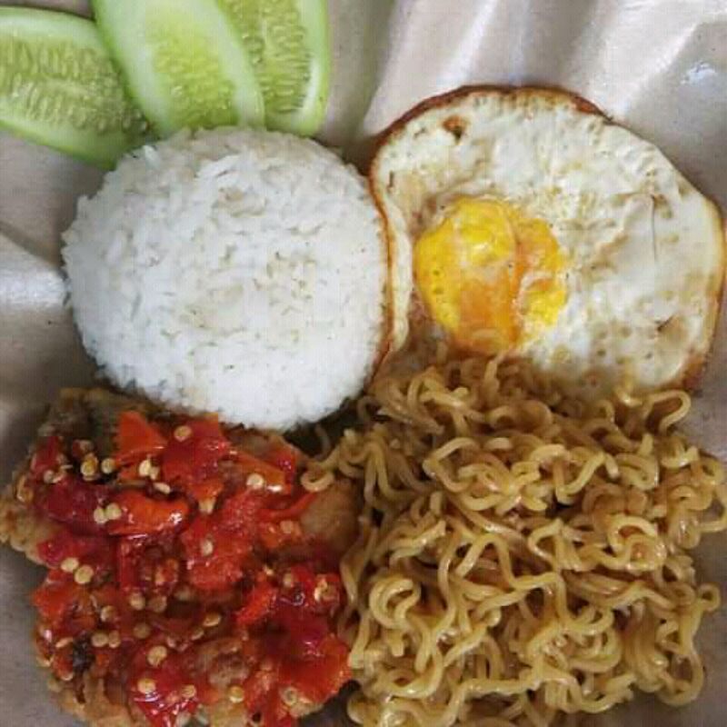 

paket komplit ayam geprek