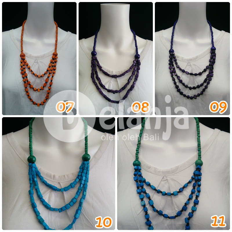 Kalung Tali Kayu Kotak Kecil 3 baris (ext) / kalung kayu vintage oleh oleh bali