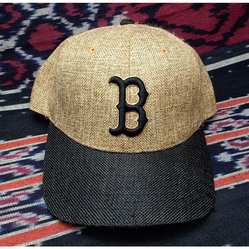 Topi MLB Boston Rare Item Original