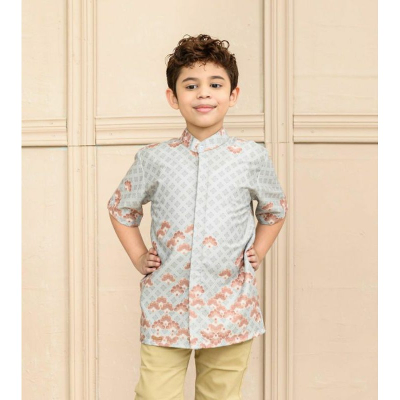 La galigo series wearing klamby | little noah