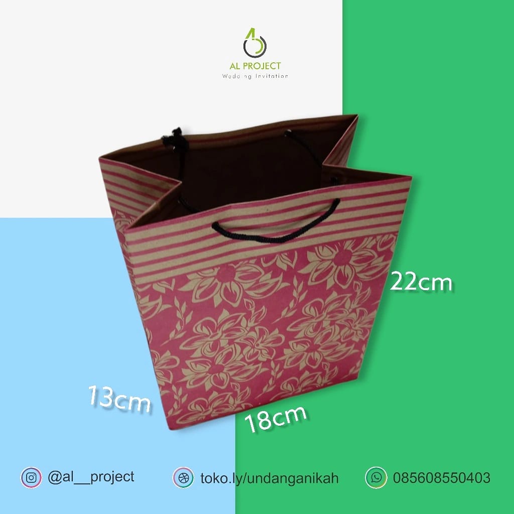 

PAPER BAG MOTIF 18 x 13 x 22