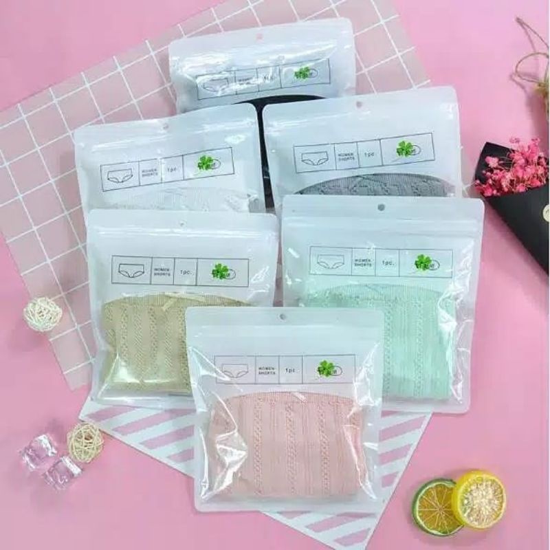 celana dalam short