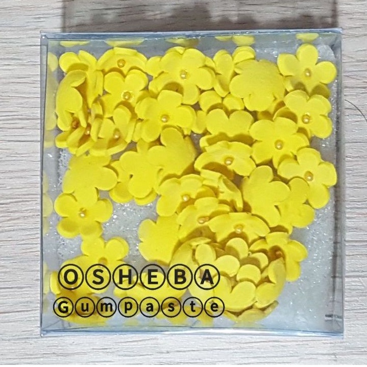

[osheba] gumpaste bunga BK BB 1.2cm warna kuning tua