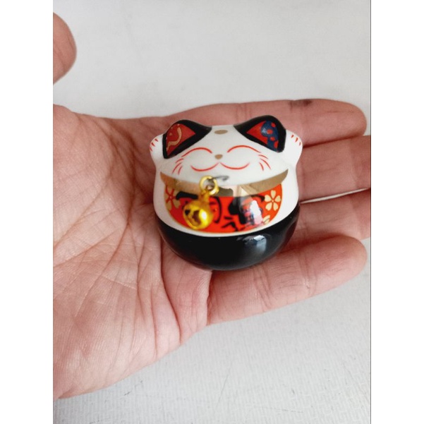 Maneki Neko Mini / Pajangan Kucing Mini / Patung Kucing Mini /  Kucing Dashboard Mobil