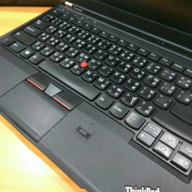 Laptop lenovo x230 sudah core i5